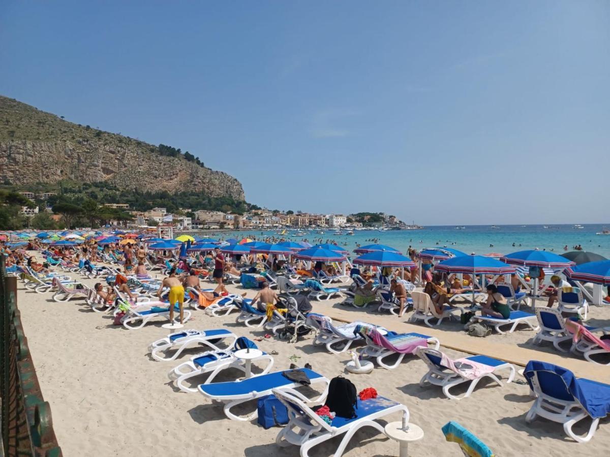 Giorgisa Apartment Palermo Luaran gambar